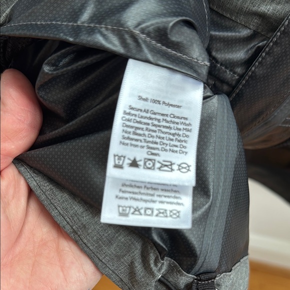 Eddie Bauer Women’s Jacket - Picture 7 of 7